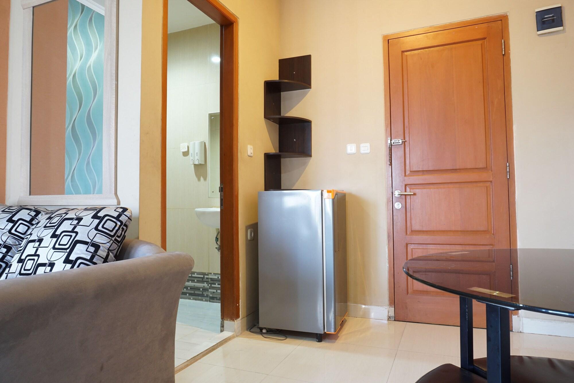Reddoorz Near Kemang Square Hotel Джакарта Екстериор снимка